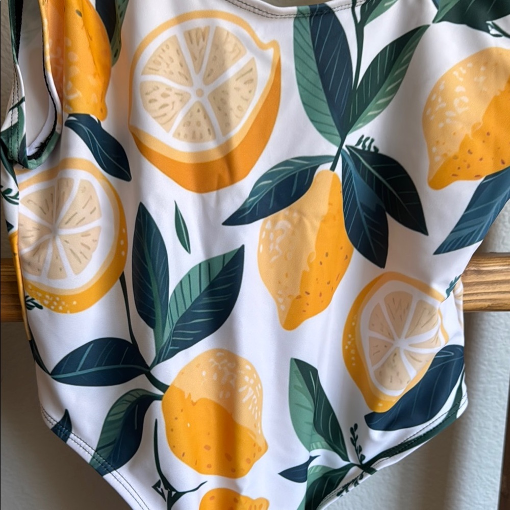 Lemon Print Women’s Swimsuit - Picture 5 of 9